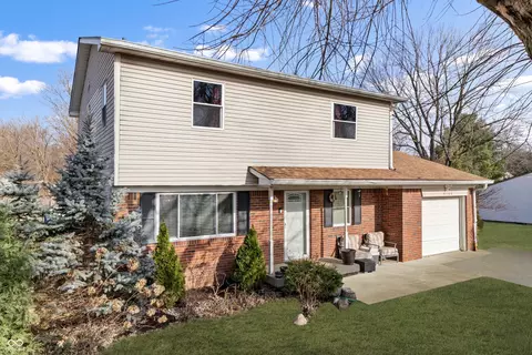 9106 Broken Arrow Rd, Indianapolis, IN 46234