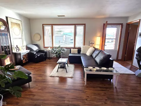 Living - 102 Grant St, Waldron, IN 46182 photo 1 of 3