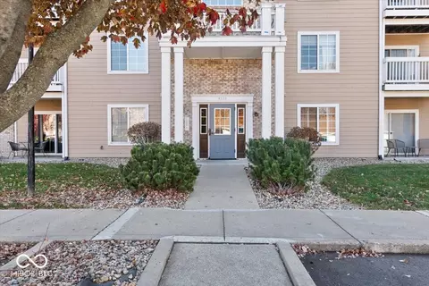 4933 Opal Ridge Ln #102, Indianapolis, IN 46237