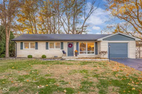 4230 River Rd, Columbus, IN 47203