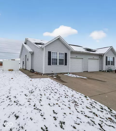 1675 W Kole Dr, Greensburg, IN 47240