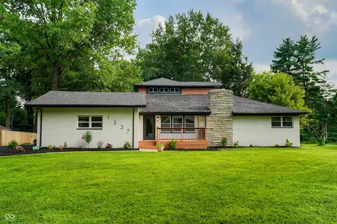 1537 Greer Dell Rd, Indianapolis, IN 46260