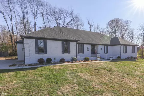 5151 W Stones Crossing Rd, Greenwood, IN 46143