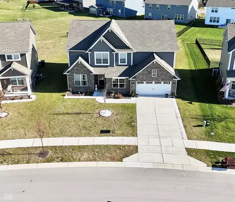 View/Area - 8746 Lester Pl, Pendleton, IN 46064 photo 1 of 4