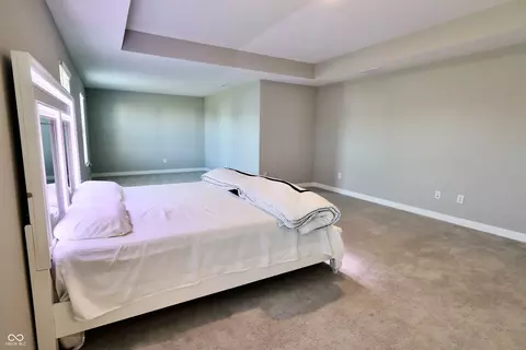 Bedroom - 8746 Lester Pl, Pendleton, IN 46064 photo 10 of 11