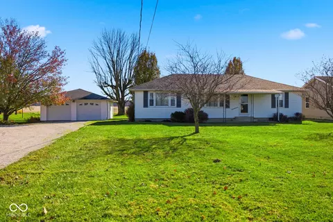 6519 W Us Highway 50, Holton, IN 47023