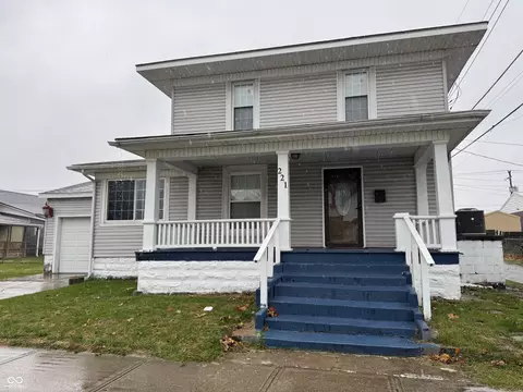221 N Julian St, Rushville, IN 46173