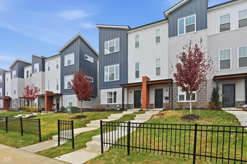 312 Steeples Blvd, Indianapolis, IN 46222