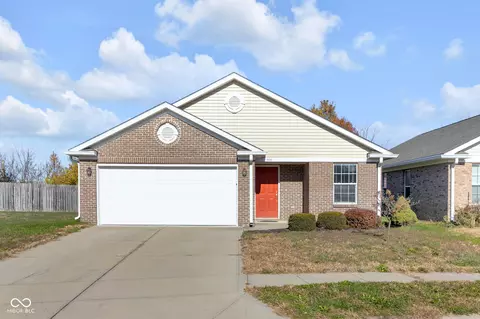 928 Baden Manor Dr, Indianapolis, IN 46217
