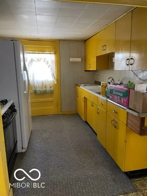 Kitchen - 113 11th St, Covington, IN 47932 photo 1 of 1