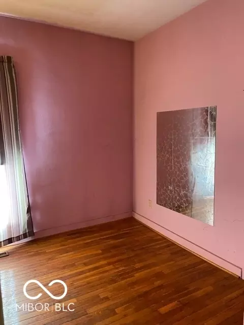 Bedroom - 113 11th St, Covington, IN 47932 photo 1 of 2