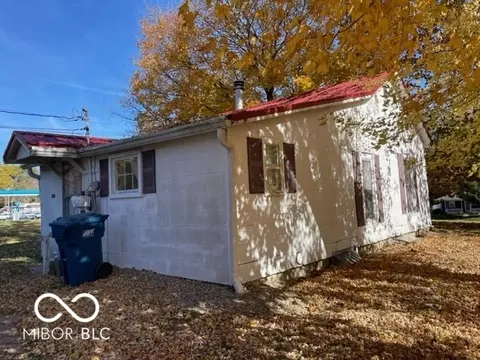 Exterior - 113 11th St, Covington, IN 47932 photo 2 of 5