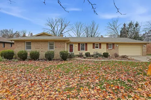 916 Dreamy St, Greenwood, IN 46142