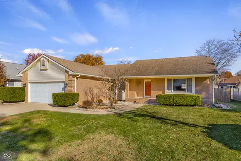 3277 Muriel Pl, Columbus, IN 47203