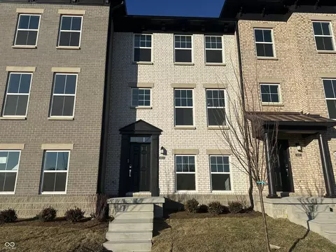 4923 Gilet Dr, Noblesville, IN 46062