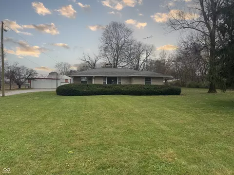1015 W 200 S, Columbus, IN 47201