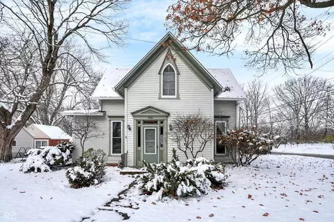 998 E King St, Franklin, IN 46131