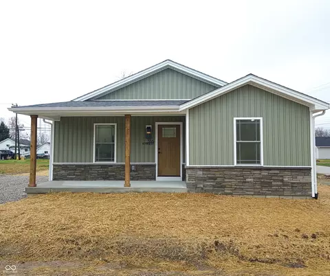 316 N Vine St, Crothersville, IN 47229