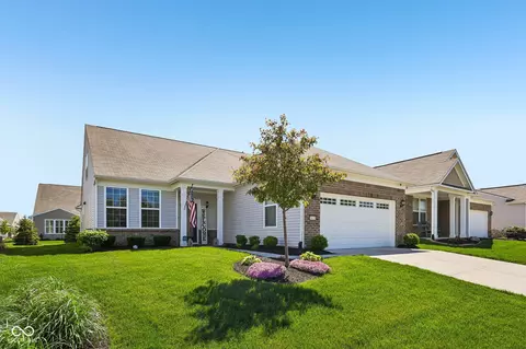 16159 Haywood St, Fishers, IN 46037