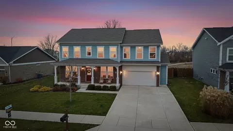 6496 Treeline Ln, Mccordsville, IN 46055