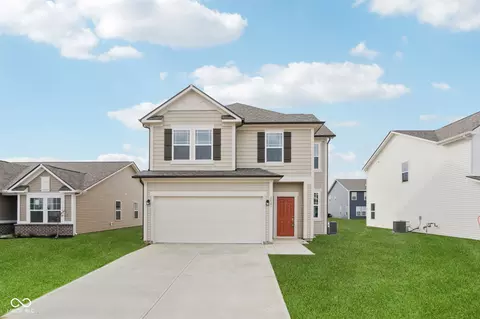2021 Black Oak Dr, Shelbyville, IN 46176