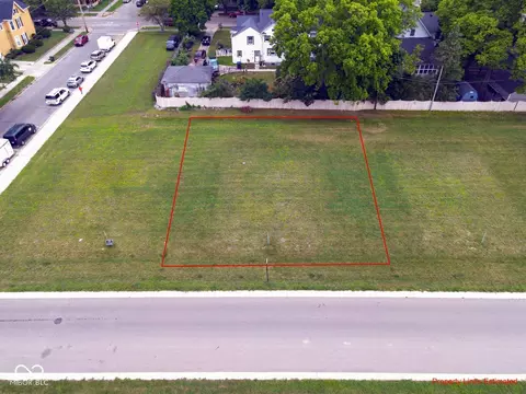 166 W Franklin St, Shelbyville, IN 46176