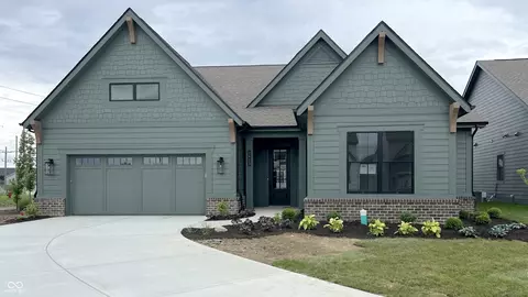 1413 Crosstie Cir, Westfield, IN 46074