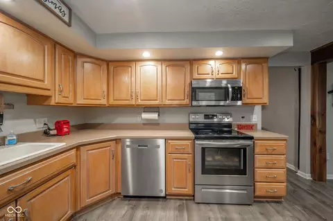 5567 S Cladwell Dr, Pendleton, IN 46064 photo 7