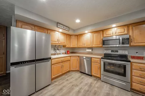 5567 S Cladwell Dr, Pendleton, IN 46064 photo 6