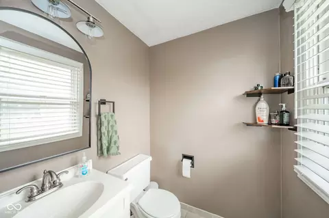 5567 S Cladwell Dr, Pendleton, IN 46064 photo 17