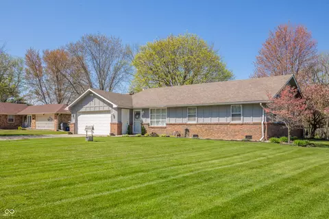 5567 S Cladwell Dr, Pendleton, IN 46064 photo 4