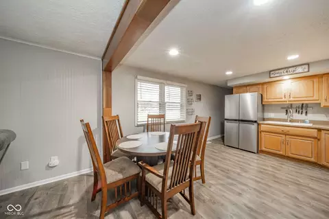 5567 S Cladwell Dr, Pendleton, IN 46064 photo 9