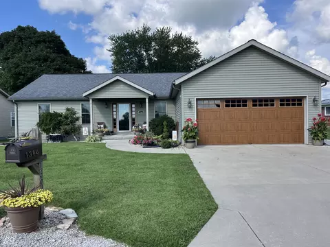 1364 S Ruth St S, Rushville, IN 46173