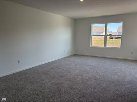 8096 Camellia Ln, Pendleton, IN 46064 photo 4