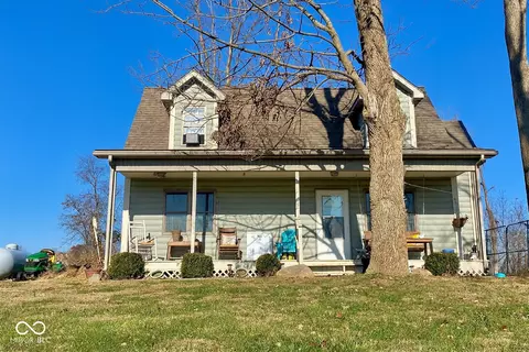 2869 N Colby Dr, Marshall, IN 47859