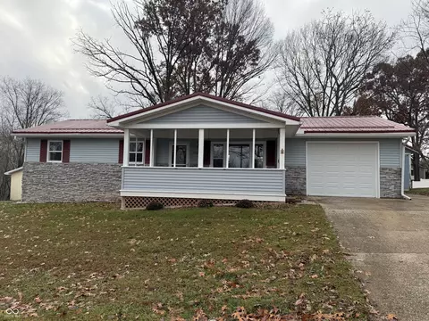 104 Quiet Ln, Oolitic, IN 47451