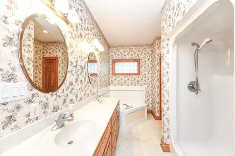 Bath - 6504 W Sr 132, Pendleton, IN 46064 photo 1 of 2
