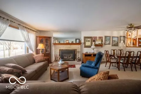 809 Crescent Dr, New Castle, IN 47362 photo 4