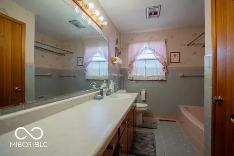 809 Crescent Dr, New Castle, IN 47362 photo 13