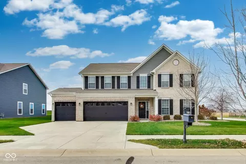 9986 Gallop Ln, Fishers, IN 46040