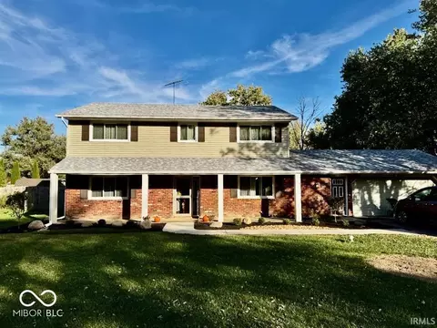8204 N Tahoe Dr, Muncie, IN 47303
