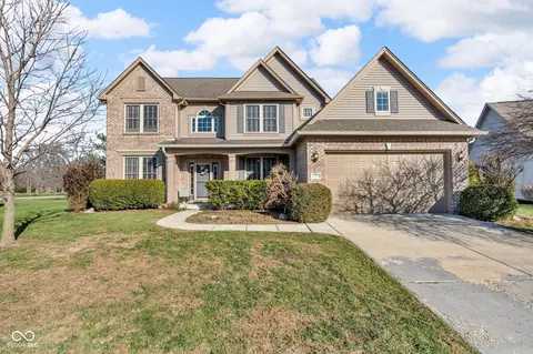 7535 Sleeping Ridge Dr, Indianapolis, IN 46217