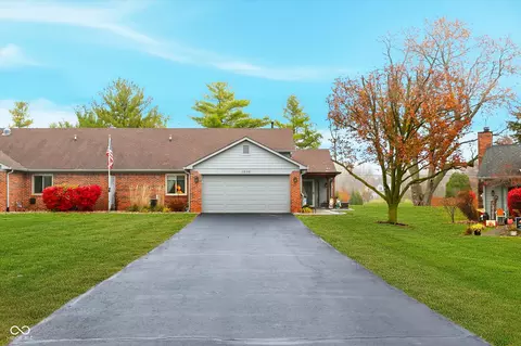 1836 Crystal Bay East Dr, Plainfield, IN 46168
