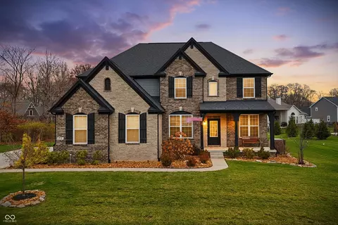 16170 Portage Trail Ln, Fishers, IN 46040