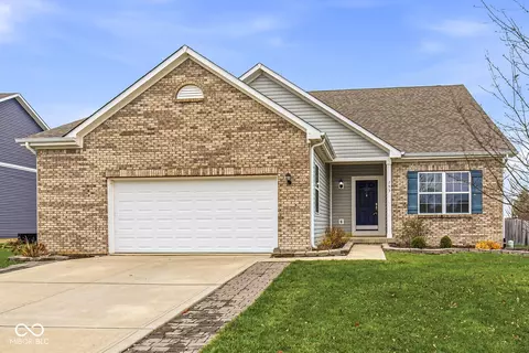793 Geronimo Dr, Greenfield, IN 46140