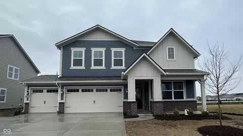 12781 S Rim Dr, Noblesville, IN 46060