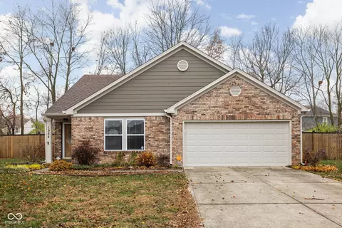 1964 Odell St, Brownsburg, IN 46112