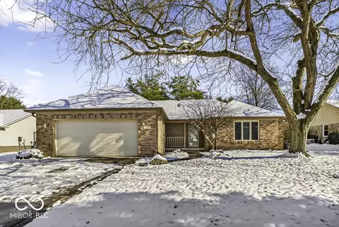 451 Pebble Way, Greenwood, IN 46142