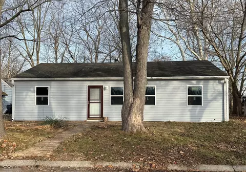1014 Westwood Dr, Crawfordsville, IN 47933