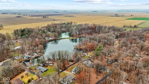 8615 N Briarwood Lake East Dr, Monrovia, IN 46157